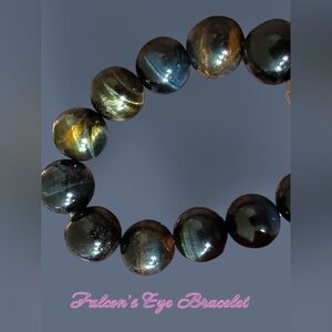 Falcon’s Eye BlueTiger’s Eye 
Crystal Bracelet
